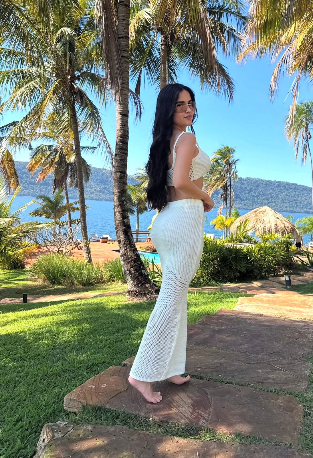 Escort - SAMA - Ibiza Tops